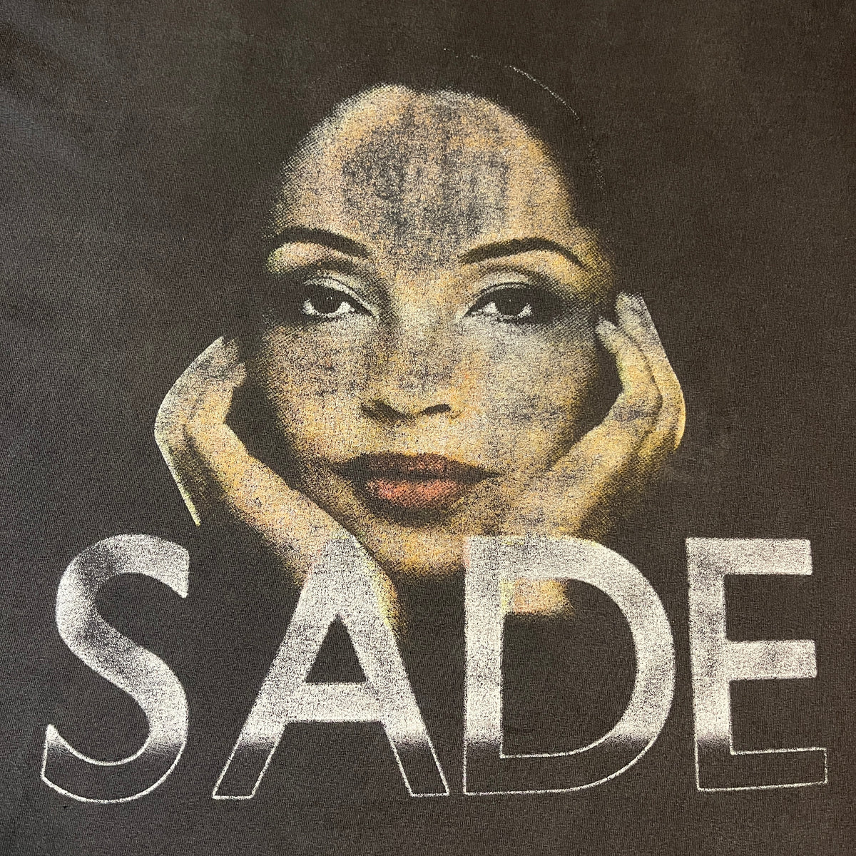 SADE「LOVERS ROCK TOUR」XL – Cloakedinblack