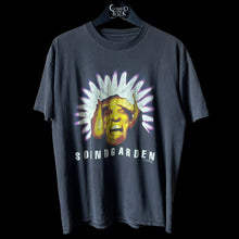 Load image into Gallery viewer, SOUNDGARDEN「BLACK HOLE SUN」L