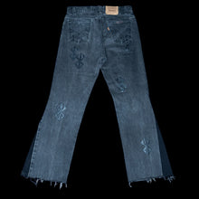 Load image into Gallery viewer, CLOAKED BEHELITS「ORANGE TAB LEVIS」32x30