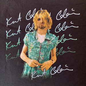 KURT COBAIN「DRESS PORTRAIT」XL