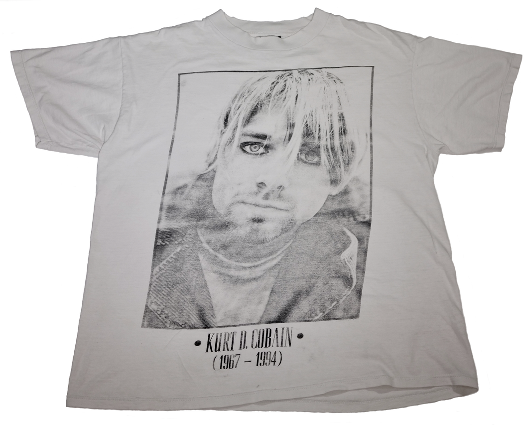KURT COBAIN 「MEMORIAL EYELINER」XL