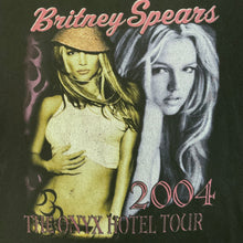 Load image into Gallery viewer, BRITNEY SPEARS「TOUR 2004」M
